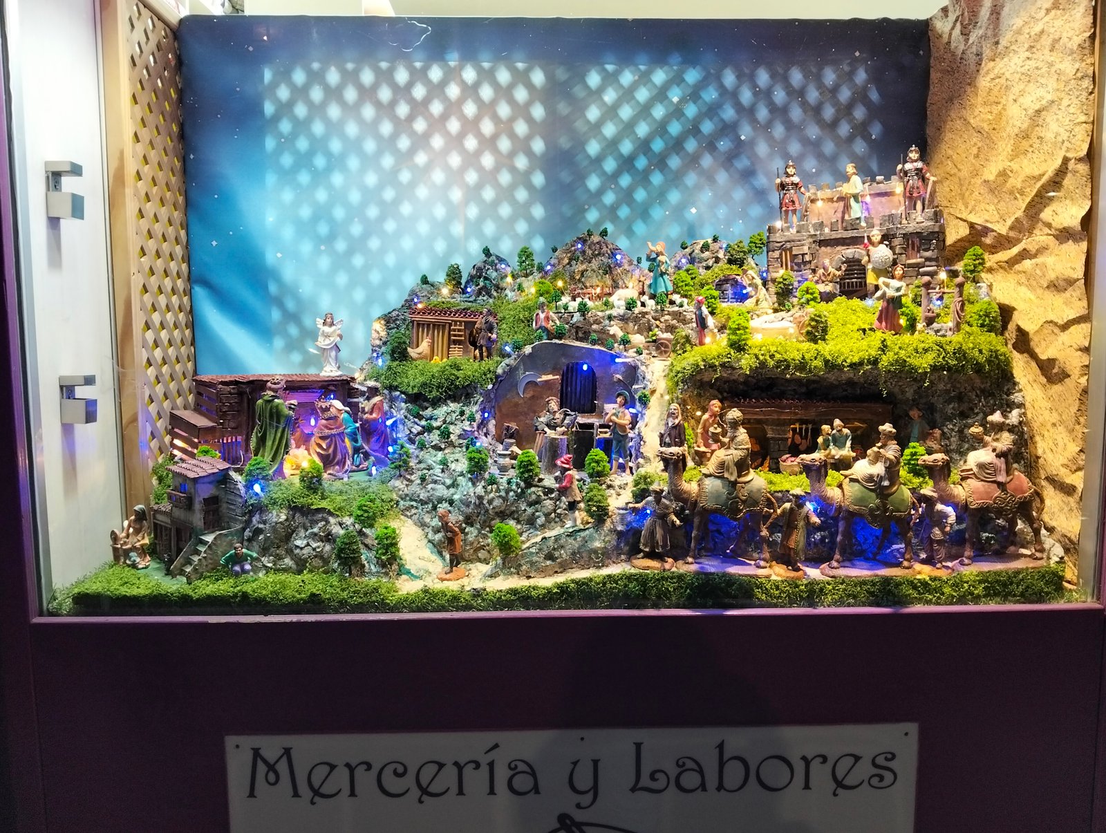 Mercería y Labores Doña Aguja y Don Dedal