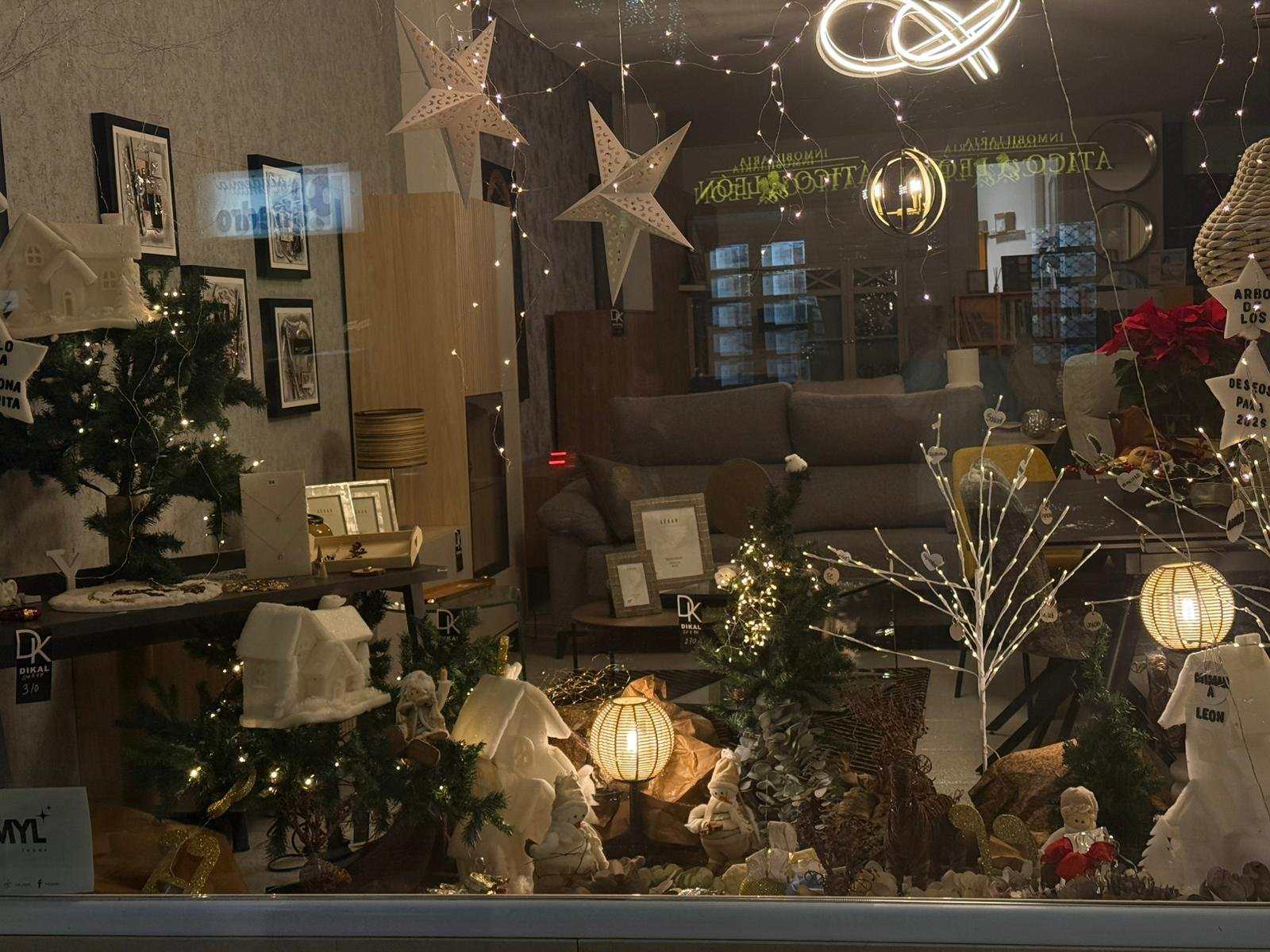 DIKAL MOBILIARIO Y DECORACION